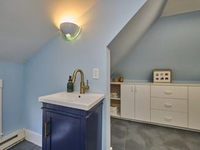 16 Harrison St, Newton MA 02461