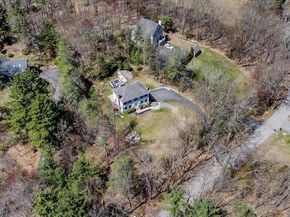 102 North St, Holden MA 01522