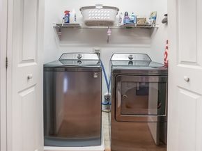 102 North St, Holden MA 01522