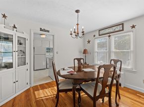 16 Thornton Rd, Worcester MA 01606