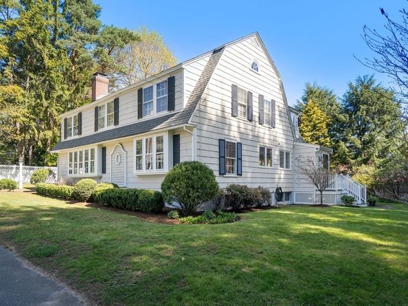 16 Denton Rd, Wellesley MA 02482