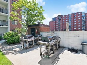 22 Ninth 107, Medford MA 02155