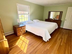 19 Harvest Ln, Hingham MA 02043