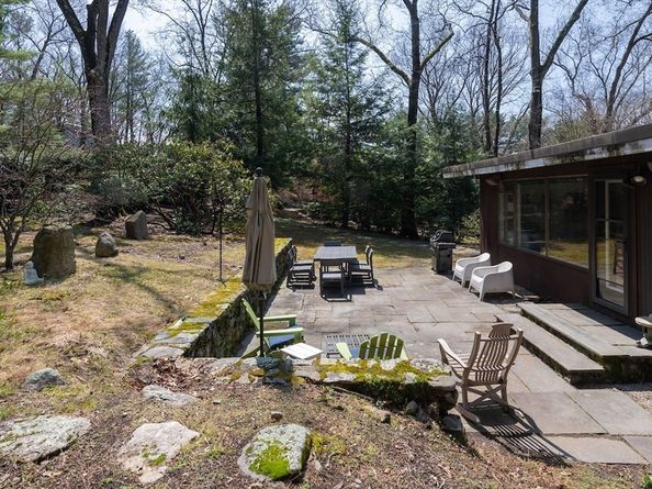 42 Peacock Farm Rd, Lexington MA 02421