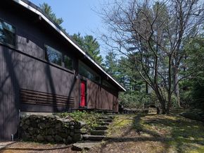 42 Peacock Farm Rd, Lexington MA 02421