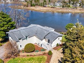 63 Edgewater Drive, Wareham MA 02571
