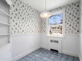23 Thackeray Road, Wellesley MA 02481
