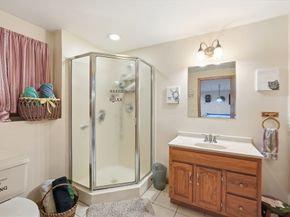 37 Thompson Pond Rd, Spencer MA 01562