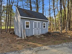 37 Thompson Pond Rd, Spencer MA 01562