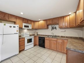 37 Thompson Pond Rd, Spencer MA 01562