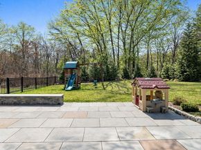 38 Raynor Dr, Hingham MA 02043