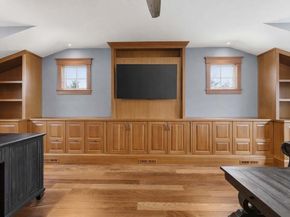 38 Raynor Dr, Hingham MA 02043