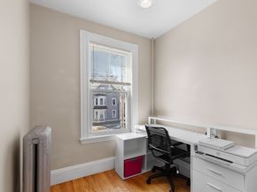 146 North St 4, Salem MA 01970