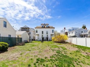 146 North St 4, Salem MA 01970