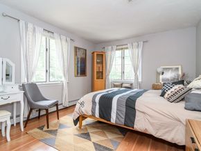 40 Grand Hill Dr, Dover MA 02030