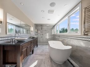 25 Collins Rd, Berlin MA 01503