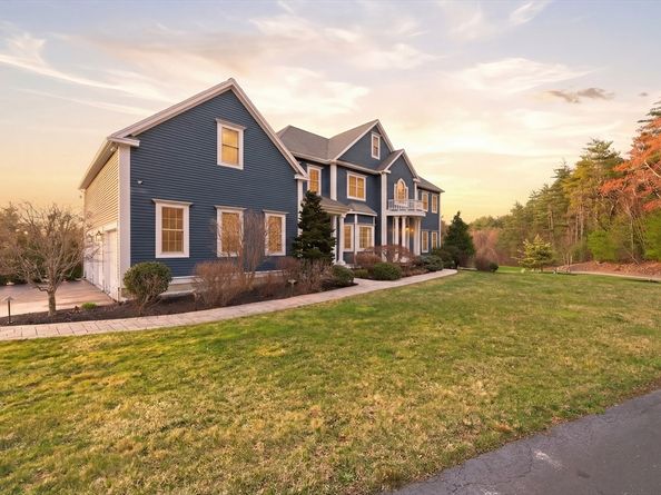 25 Collins Rd, Berlin MA 01503