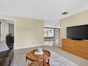 15 San Mateo Dr, Chelmsford MA 01824