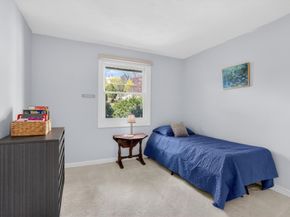 15 San Mateo Dr, Chelmsford MA 01824