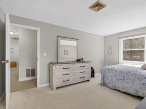 15 San Mateo Dr, Chelmsford MA 01824