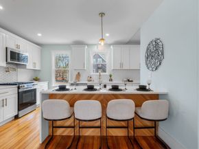 11 Quincy Ave, Norwood MA 02062