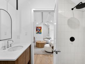 15 Jewett Pl B, Newton MA 02458