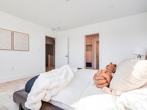 15 Jewett Pl B, Newton MA 02458