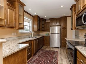 102 Topaz Terrace, Gardner MA 01440