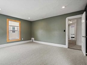 40 Duxbury Rd, Worcester MA 01605