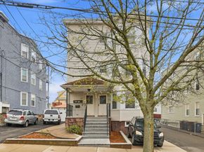 77 Swan St, Everett MA 02149