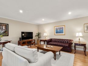 1206 Greendale Ave 214, Needham MA 02492