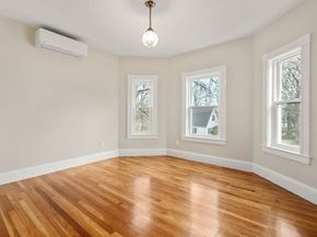 58 Church St, Chelmsford MA 01863