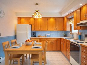 7 Cedarcrest Rd, Salem MA 01970