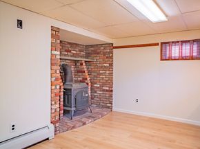 7 Cedarcrest Rd, Salem MA 01970