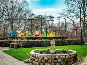 7 Cedarcrest Rd, Salem MA 01970