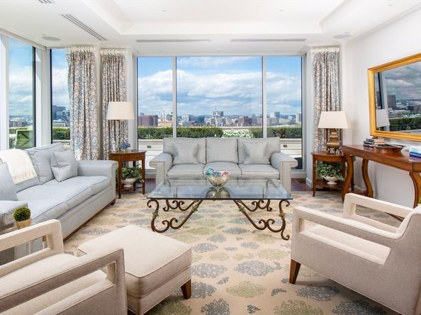 2 Commonwealth Avenue PH34, Boston MA 02116