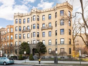 51 Park Drive 31, Boston MA 02115