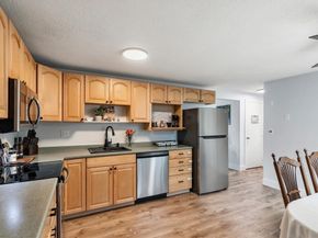 35 Wood Ave 35, North Andover MA 01845