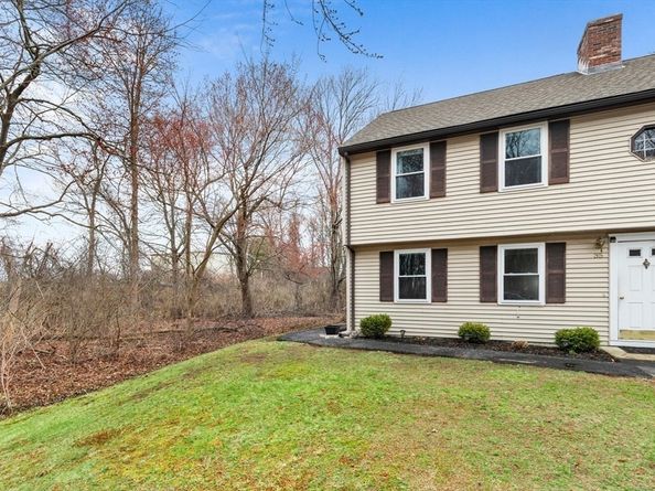 35 Wood Ave 35, North Andover MA 01845