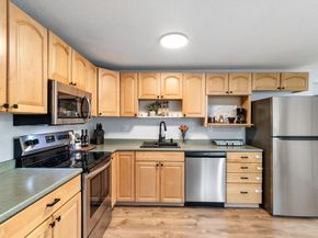 35 Wood Ave 35, North Andover MA 01845
