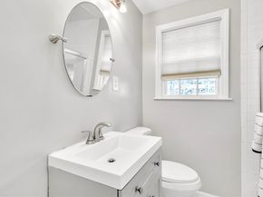 18 Mayflower Rd, Northborough MA 01532