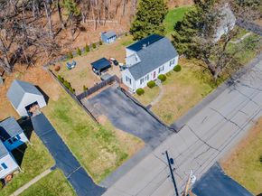 18 Mayflower Rd, Northborough MA 01532