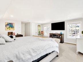 18 Mayflower Rd, Northborough MA 01532