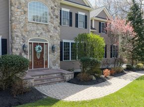 21 Stable Way, Medway MA 02053