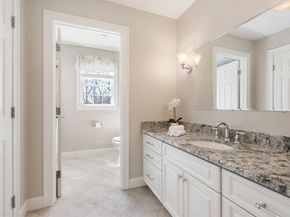 21 Stable Way, Medway MA 02053