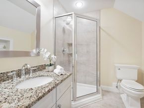 21 Stable Way, Medway MA 02053