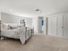 286 Mayflower Cir, Hanover MA 02339