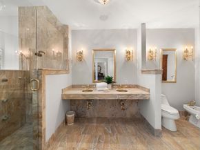 286 Mayflower Cir, Hanover MA 02339