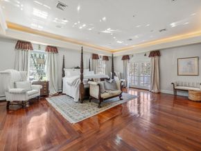 286 Mayflower Cir, Hanover MA 02339