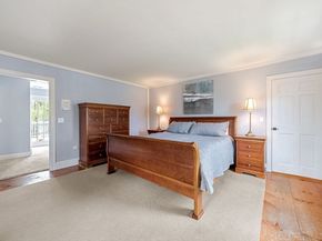 23 Old Farm Rd, Hopkinton MA 01748